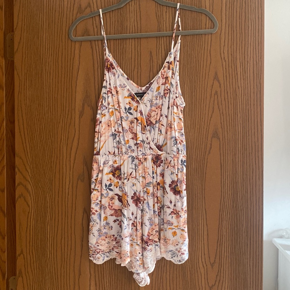 Kendall & Kylie Floral Print Romper, M
